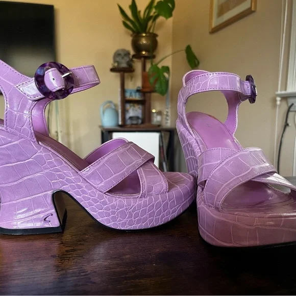 Circus by Sam Edelman Pink Platform Sandals - Picture 4 of 6